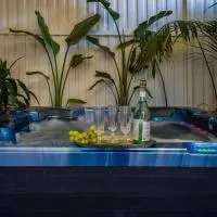 The Garden Pool and Spa house ocean views, viešbutis mieste Seacliff