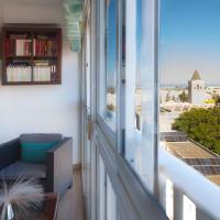 SJE - Shiny apartment close to the river, hotell i Macarena Norte, Sevilla
