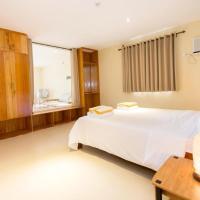 Amor Deluxe Suite with Swimming Pool Access - Hidden Paradise, hotel en Boracay