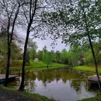 Stanardsville में, होटल Hobbithouse at White Lotus Eco Spa Retreat