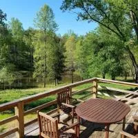 Stanardsville में, होटल Pond View ( Second bedroom at extra cost)