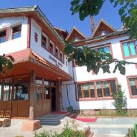 Doruk Garden Hotel Tokat, hotel near Tokat Airport - TJK, Niksar