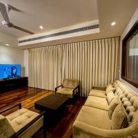Brand new Water Front Luxury Cinnamon Suites Apartment in heart of Colombo City