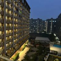 Weekend Address, hotel near Surat Airport - STV, Surat