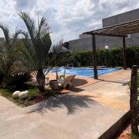 Rancho condomínio Terras d barra, hotel in zona Aeroporto di Lins - LIP, Mendonça