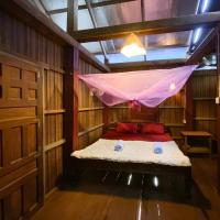 Backpacker Hostel and Jungle Trekking – hotel w mieście Banlung