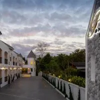 พาราไดซ์รีสอร์ต สังขละบุรี Paradise Resort at Sangkhlaburi, hotel v destinaci Sangkhla Buri