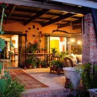 Ebonymoon Guest House, hotel a Porterville