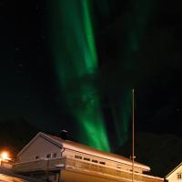 Lyngen View House, hotel di Koppangen