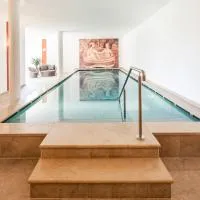 Romantik Hotel Jagdhof, hotelli kohteessa Caldaro
