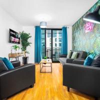 Funky Arcadian Center Apartment By Azura Nights