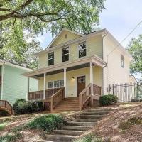 Cozy Artist's Cottage-3br, Dt, Uga, Classic Cent, hotel near Athens-Ben Epps Airport - AHN, Athens