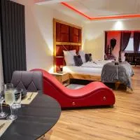 exkl. romantisches SM Apartment Black Rose, hotel u gradu Gifhorn