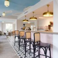 Hotel Restaurant Isidore by Soniho, отель в Ницце