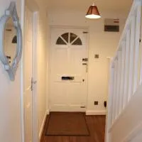 Dove's Place in historic Rochester with Parking, hotel u gradu 'Strood'