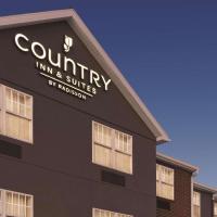 Country Inn & Suites by Radisson, Dubuque, IA, hotel blizu aerodroma Dubuque Regional Airport - DBQ, Dubjuk
