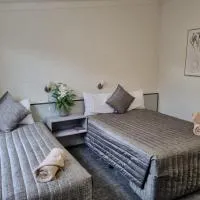 Y Motels Yarraman, хотел в Yarraman