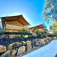 Esk Luxury Glamping Tents, hotel di Esk
