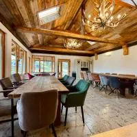 Sadova Village-Casa Elena, hotel di Sadova