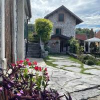 Slow Living Chalet, Historisches Ferienhaus mit Bergblick in den Dolomiten, Casa Gingelina