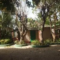 Camping-Sukuta & Lodge, hotel Sukuta városában