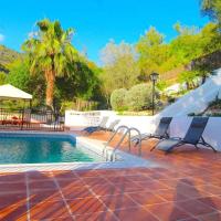 Vila Sitges, big house with pool