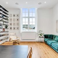 Vibrant 2-Bed Flat Acton's Best Stay!