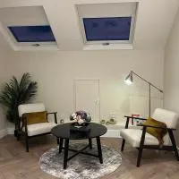 Attic Room in Citywest, viešbutis Dubline