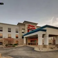 Hampton Inn & Suites St. Louis - Edwardsville، فندق في Glen Carbon