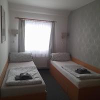 Penzion V Maštali, hotel near Vaclav Havel Airport Prague - PRG, Kněževes