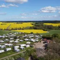 Løgballe Camping & Cottages, viešbutis mieste Stouby