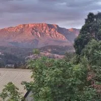 Lyell Cottage Queenstown Comfortable and Great Views, hotel sa Queenstown