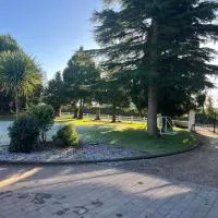 Country Retreat Near Emerald Park، فندق في Dunshaughlin