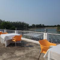 Hotel Lakeside: Khajuraho şehrinde bir otel
