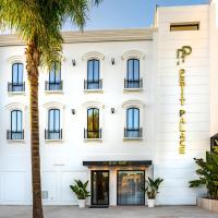 Petit Palace Suites Hotel, hotel in: Swiss City, Agadir