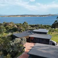 Faraway on Flinders Island, hotel near Flinders Island Airport - FLS, Lady Barron
