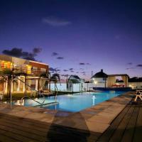 The Beach, hotel a La Paloma