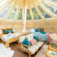 Andromeda: Luxe Glamping Oasis