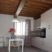 Tana Dell'Orso: Ponsacco'da bir otel