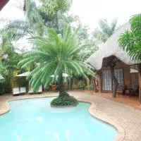 Trees Too Guest Lodge, hotel en Komatipoort