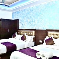 Hotel The Blue rose 500mtr Taj