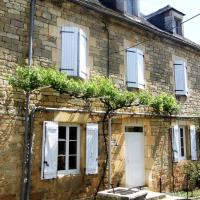 Gîte de France De baudran 3 épis - Gîte de France 6 personnes 424、Nespoulsにあるブリーヴ空港 - BVEの周辺ホテル