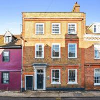 Stunning Georgian ‘Squires’ Town House - near London