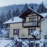 7+я, Hotel in Werchowyna