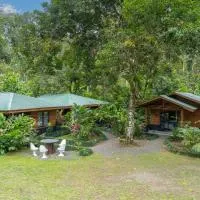 Eden Organic Farm & Bungalows, hotel em La Fortuna