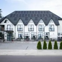 Готельно-ресторанний комплекс Фамілія, hotel en Bushtyno