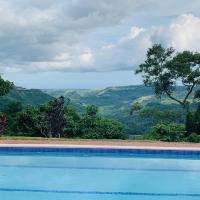 Enjoy Mountain Retreat Close to Panama Beaches