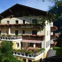 Landhotel Almrösl im Großarltal, Hotel in Hüttschlag