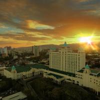 Waterfront Cebu City Hotel & Casino, hotel v oblasti Lahug, Cebu City