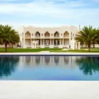 Liwa Hotel, hotelli Mezairaassa